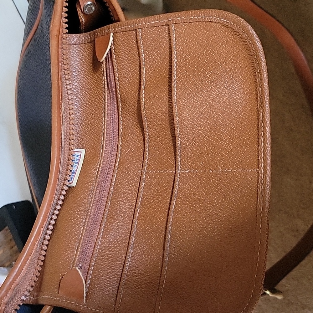 Dooney & Bourke Black and Brown Shoulder Bag Crescent Hobo Real Leather Vintage - Picture 9 of 15